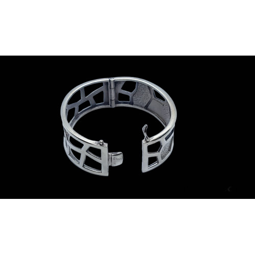 Brazalete rígido de plata y oro