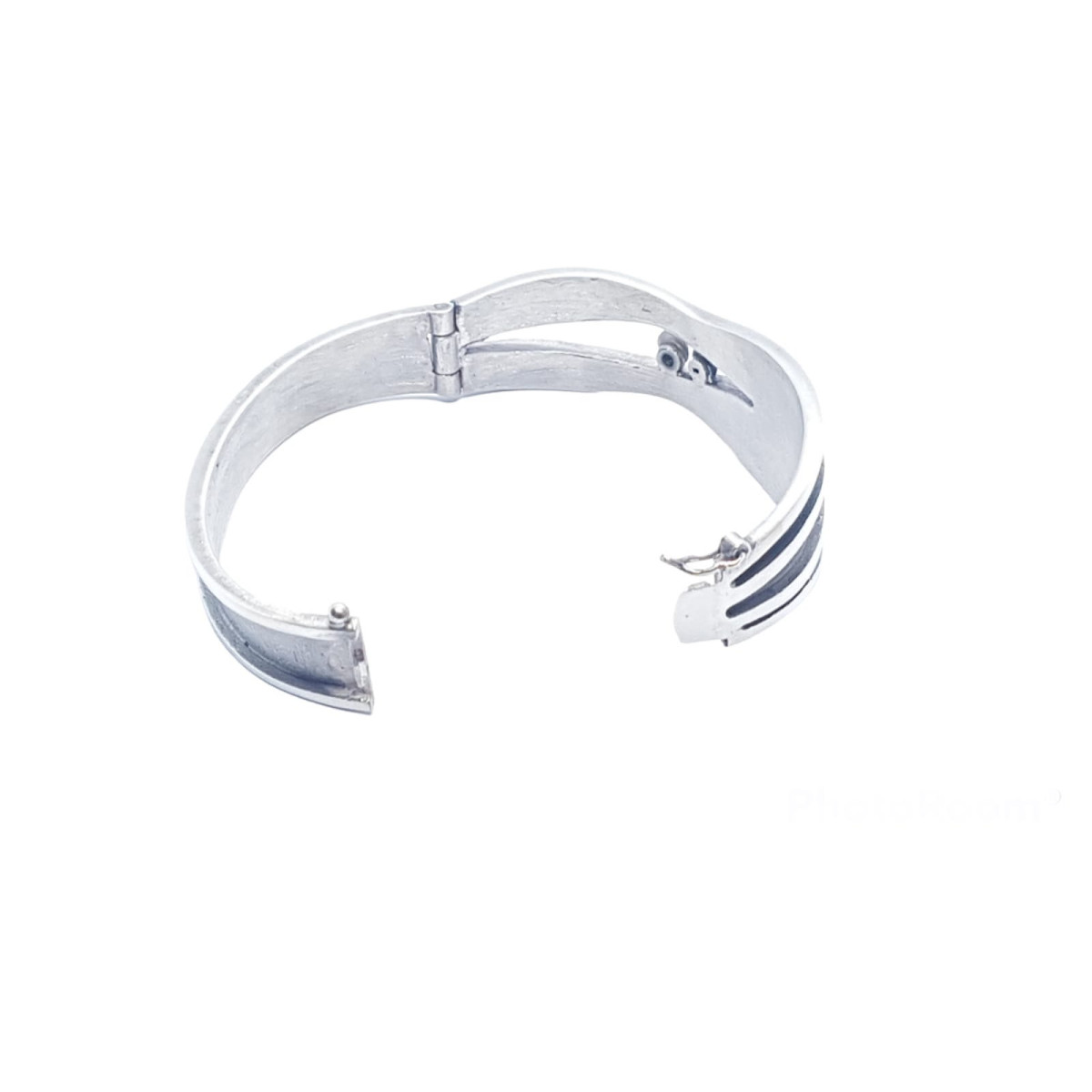 Brazalete rígido de plata y oro