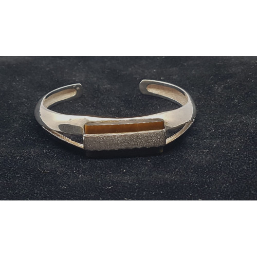Brazalete rígido de plata con cuarzo de ojo de tigre