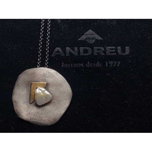 COLGANTE DE PLATA Y ORO AMARILLO CON PERLA NATURAL CULTIVADA