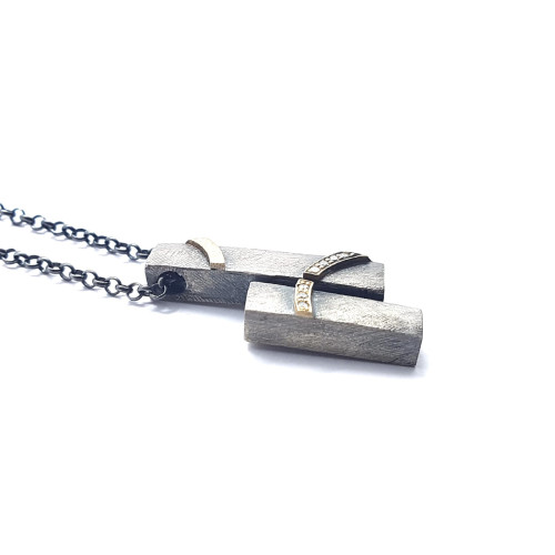 COLGANTE DE PLATA Y ORO AMARILLO CON DIAMANTES