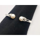 BRAZALETE RÍGIDO DE ORO BLANCO CON DIAMANTES Y PERLAS