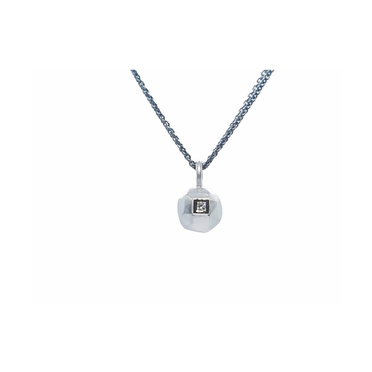 Gargantilla de plata y oro con diamante