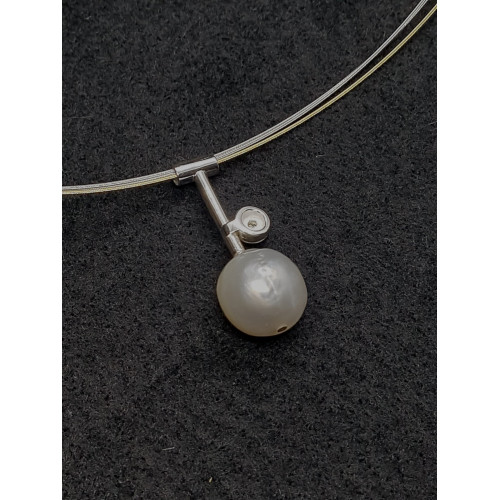 Gargantilla de plata y oro con diamante y perla natural cultivada Australiana