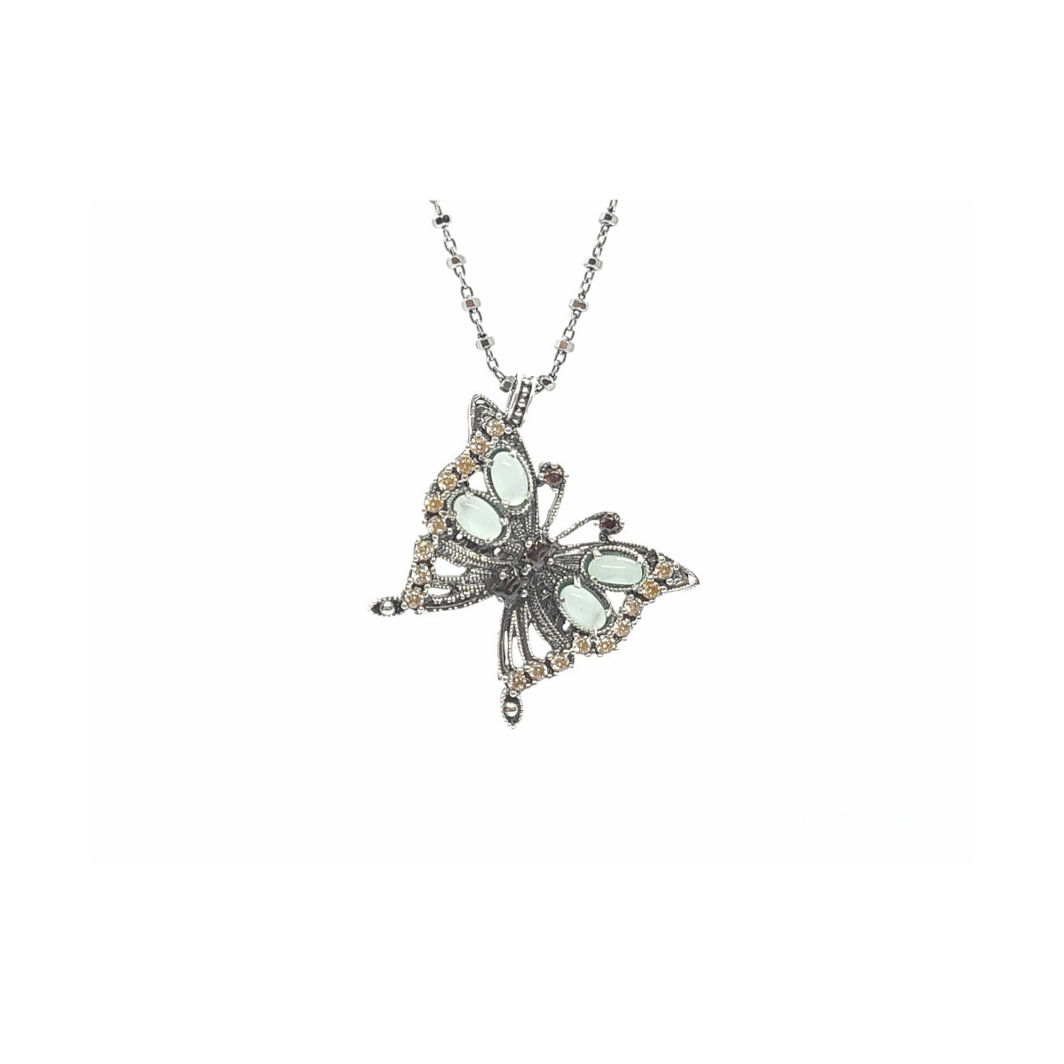 Collar de plata con forma de mariposa y circonitas