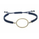 Pulsera de macramé con un aro de oro amarillo