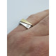 sello de oro con diamante