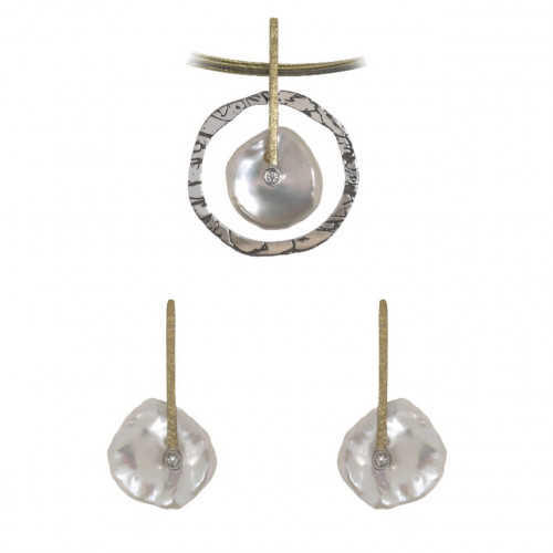 Colgante de plata y oro con perla natural cultivada y diamante