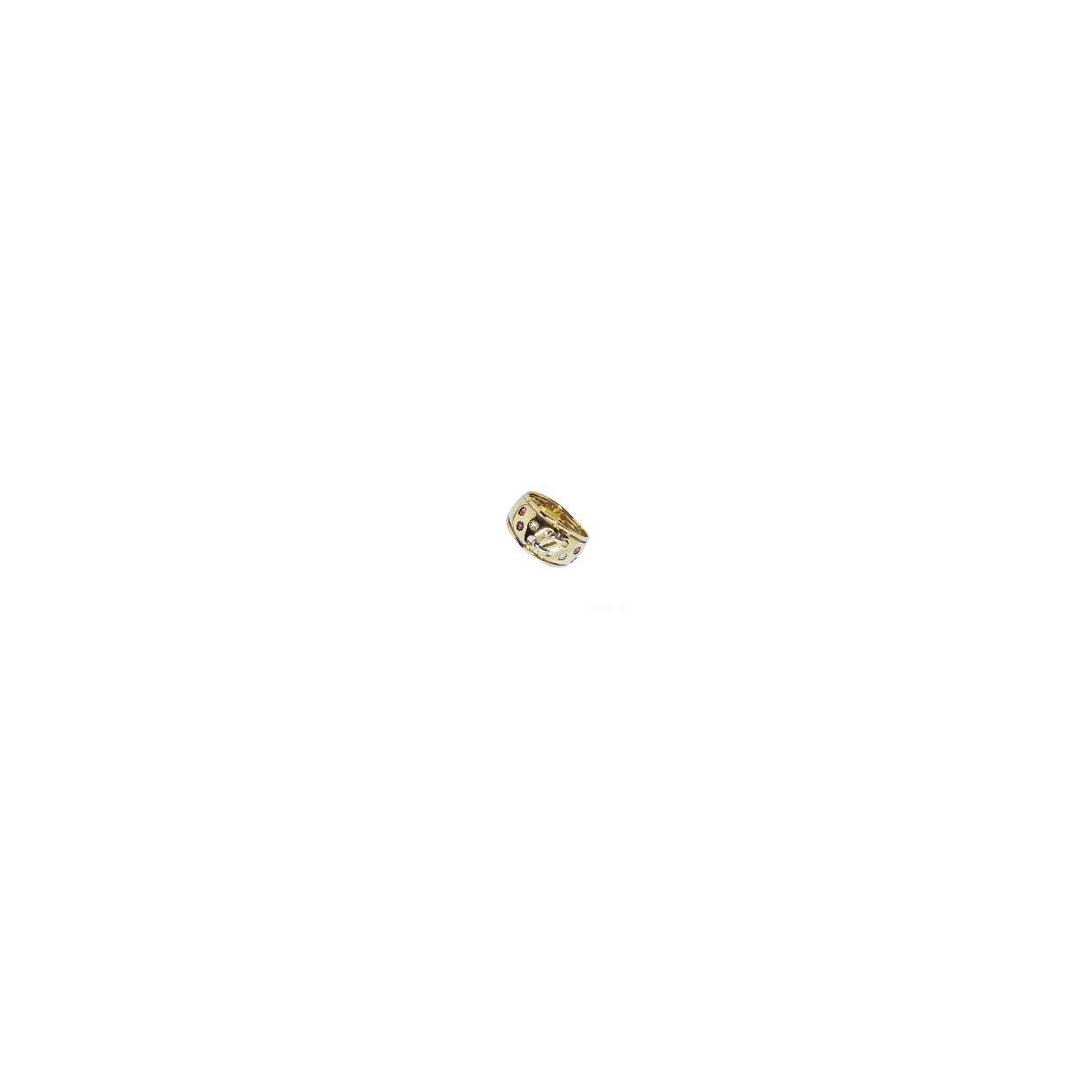 Anillo de oro amarillo con diamantes y rubíes