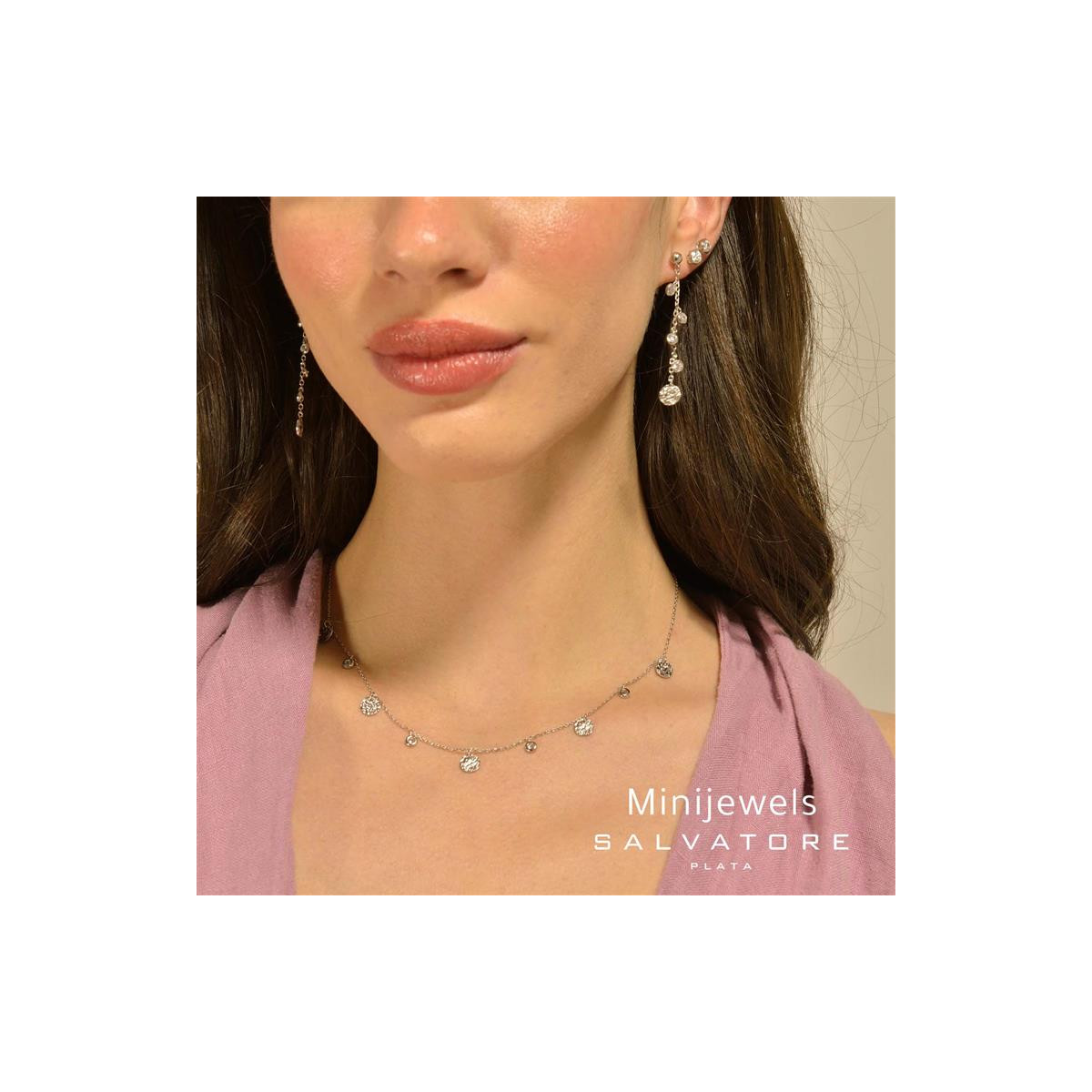 Collar de plata con circonitas blancas